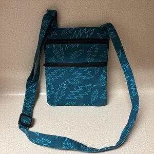 Grateful Dead Blue Bolts crossbody Bag